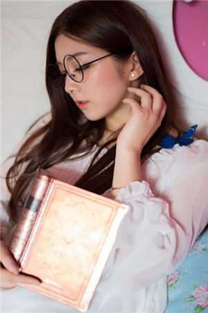 离婚后，疯批总裁服软了畅销巨作