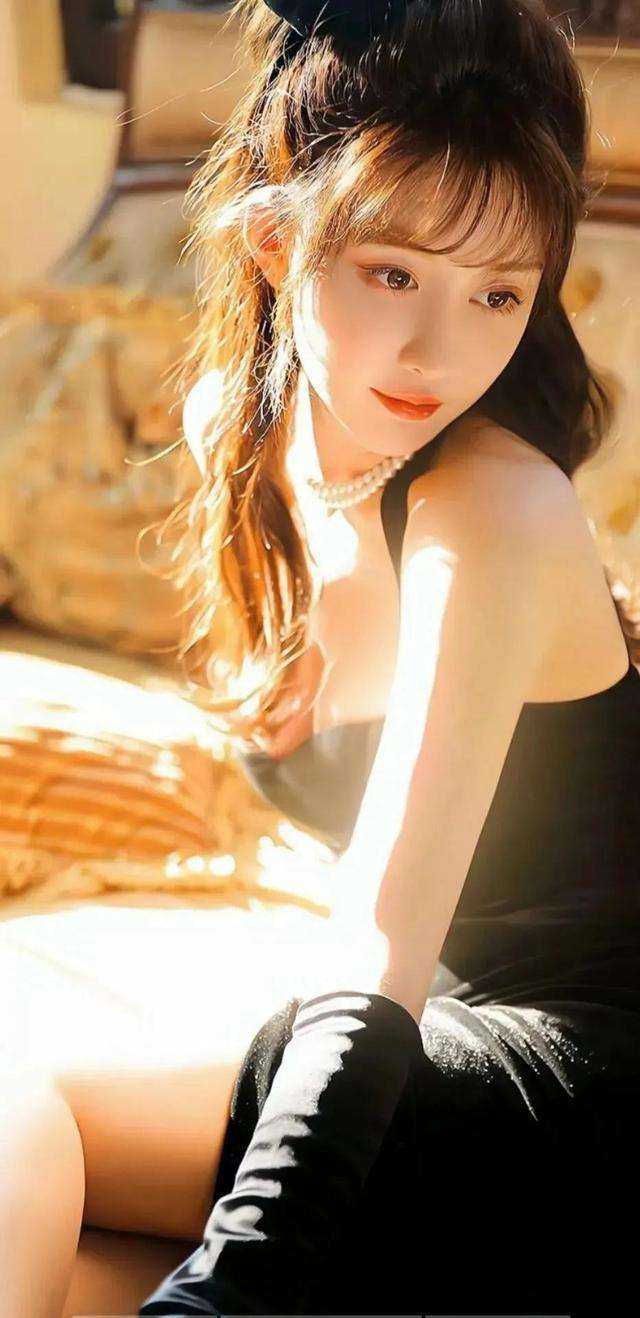 全文开局离婚，记忆曝光女帝泪洒现场