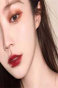 我女儿她的腿