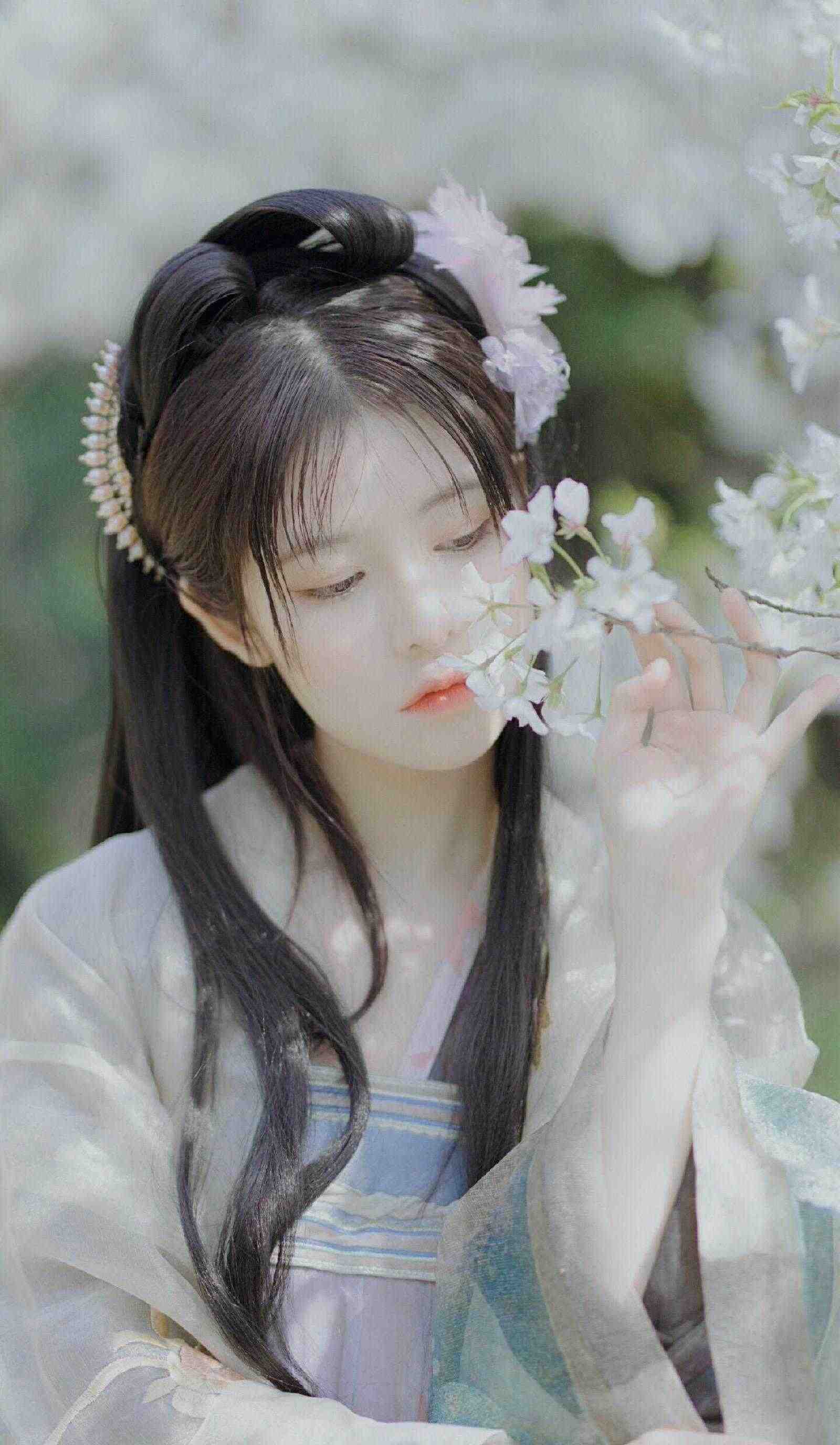 快穿：美人胚宿主吐血后，渣男后悔了完整阅读(云忱秦人皓)最新章节在线阅读_(快穿：美人胚宿主吐血后，渣男后悔了完整阅读)最新章节在线阅读