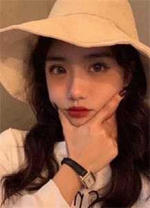 全集小说嫁给穷小子后，她成了百亿富婆