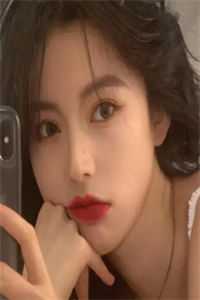 一袭上好的锦缎头