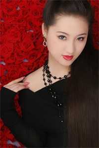 活成前任白月光后，她桃花朵朵开长篇小说阅读