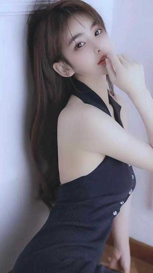 完整阅读新婚夜，总裁逼我给白月光下跪