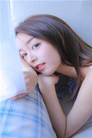 七零：背着渣男成了亚洲女首富精选小说