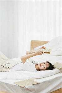 短篇小说农家傻女：团宠大佬A爆了