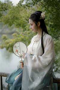 无敌从女装开始文章全文