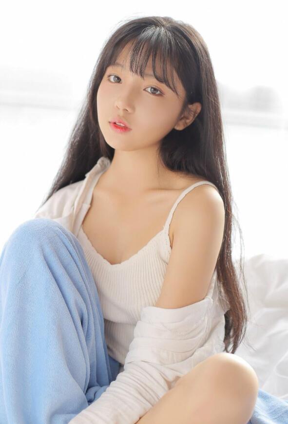 精品全集改嫁疯批太子，清冷美人她艳翻东宫