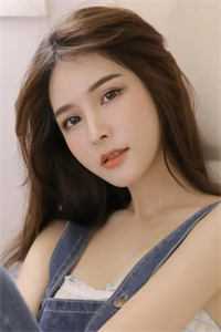 嫁给穷小子后,她成了百亿富婆热门作品