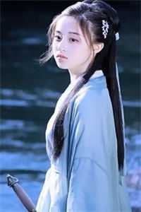 这个李冰冰家里好有钱