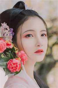 玄学大师我靠算命爆火全网芜音谭辞