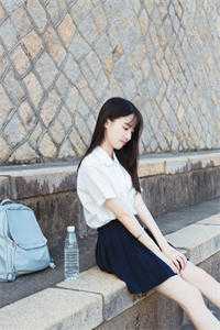 不装了！我闪婚了千亿总裁