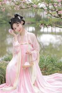 姜闻景冯若兮的小说只待绿草凄