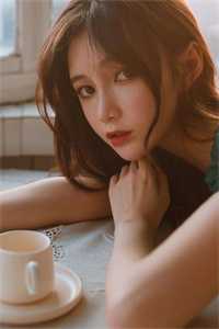 聂元峥林汐汐的小说镜花不比人间月
