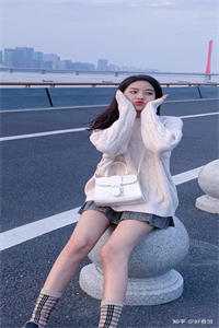 娘亲抢了我的皇后之位送给姐姐全集