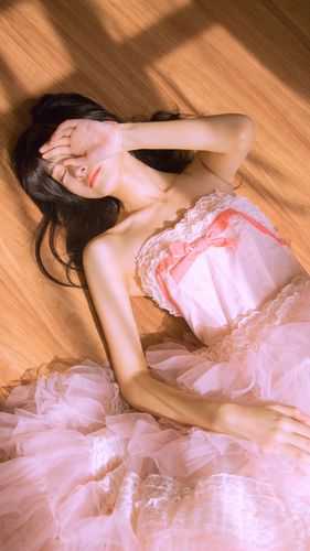 贵妃将我剖腹取子后，我靠天生孕体复仇魏迟沈乐薇无删减全文