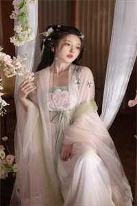 新婚夜，老公把我和伴郎团锁在婚房里小说顾哲阮言完结版