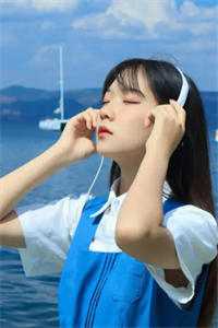 江凌贺青梅的小说弹幕护体，未婚夫白月光休想夺我身份(少冰)免费小说_完整版免费阅读江凌贺青梅的小说弹幕护体，未婚夫白月光休想夺我身份少冰